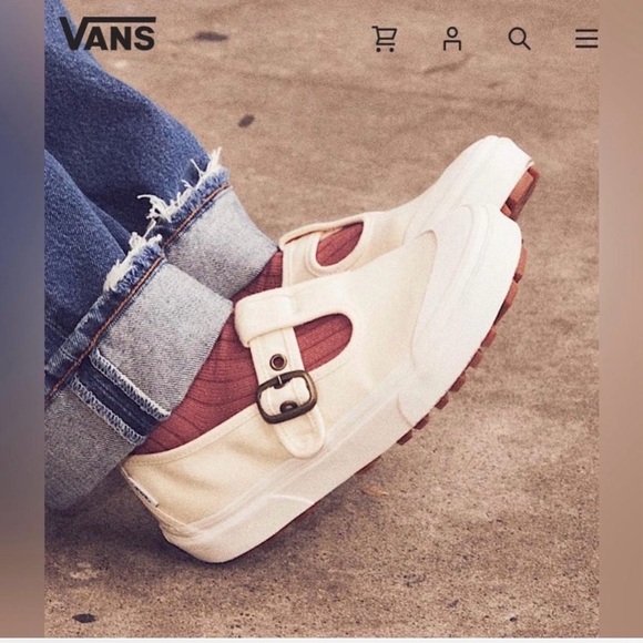 Vans Shoes - Vans Style 93 Mary Jane White Canvas Lug Sole Shoes NWOT Women’s